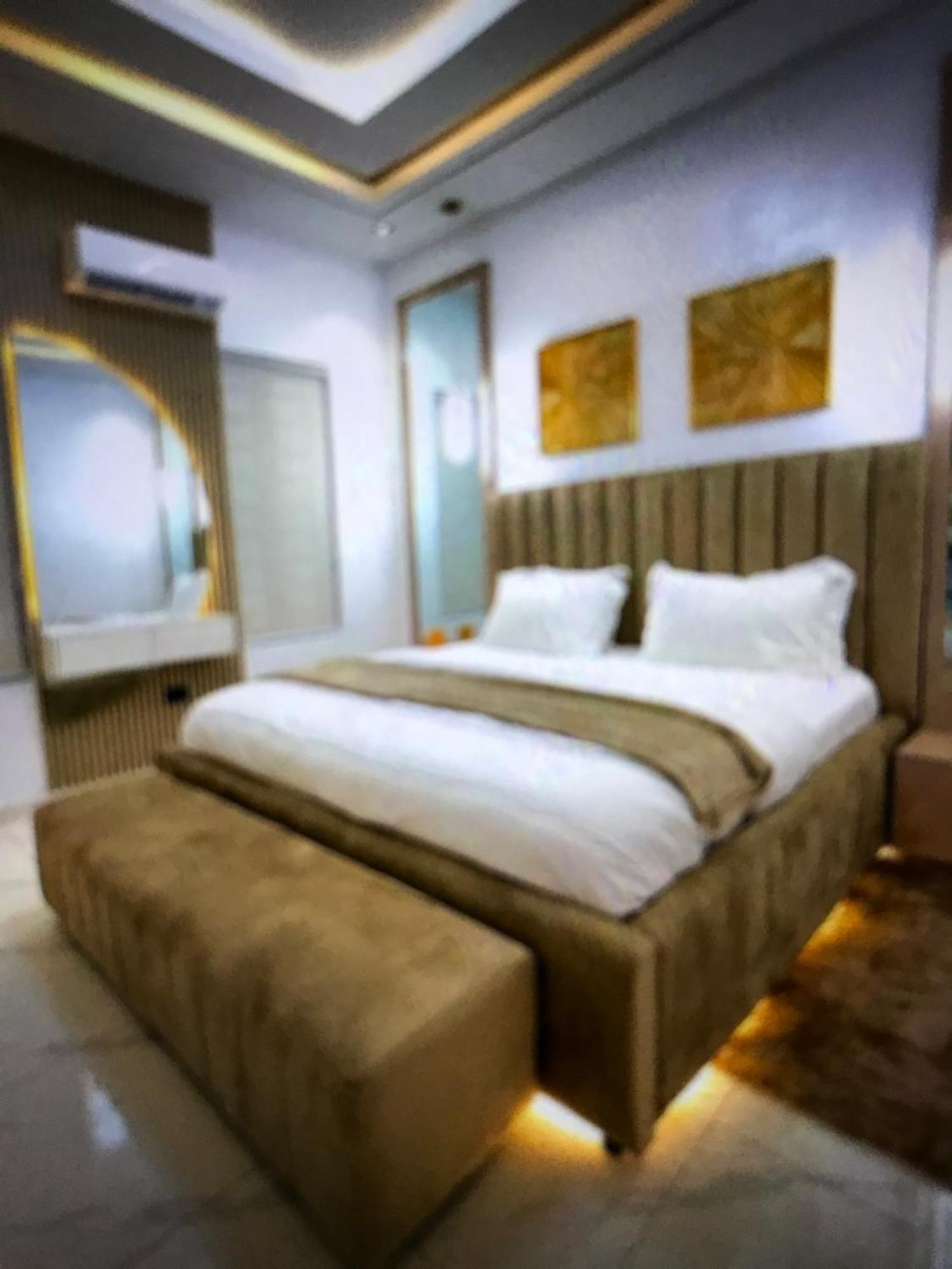 Villa Toscana Luxe Gra Port Harcourt Exterior foto